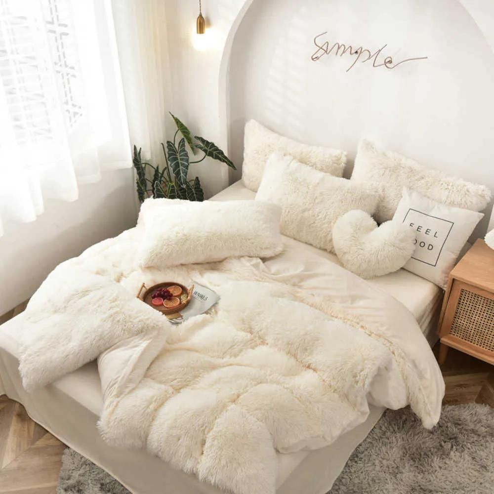 Fluffy Comforter set